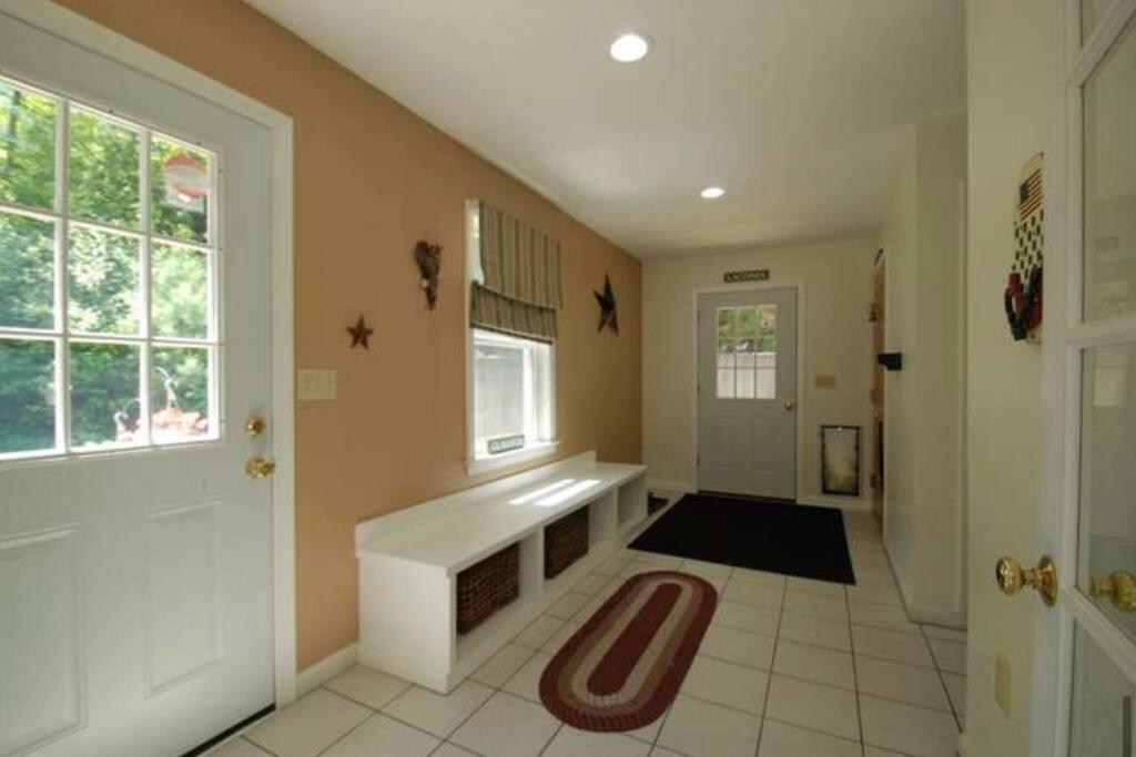 Beautiful Spacious Home W/ Game Room. Gilford Extérieur photo