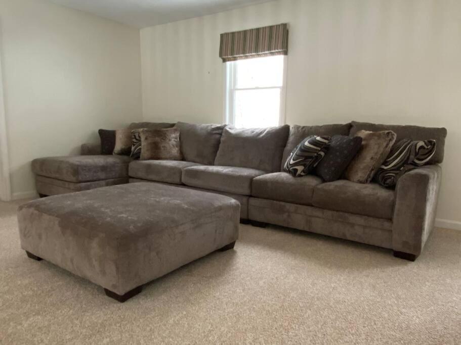 Beautiful Spacious Home W/ Game Room. Gilford Extérieur photo