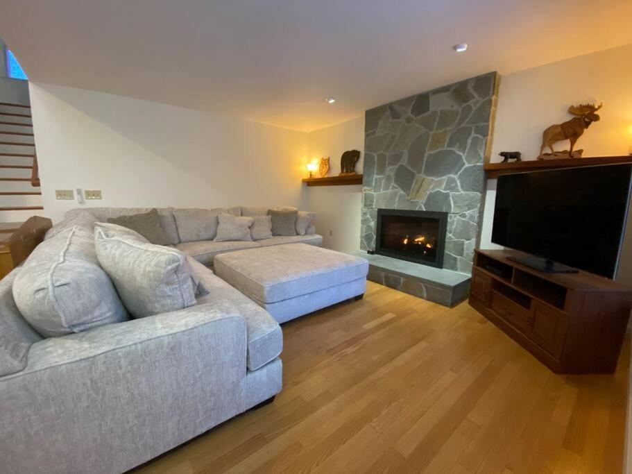 Beautiful Spacious Home W/ Game Room. Gilford Extérieur photo